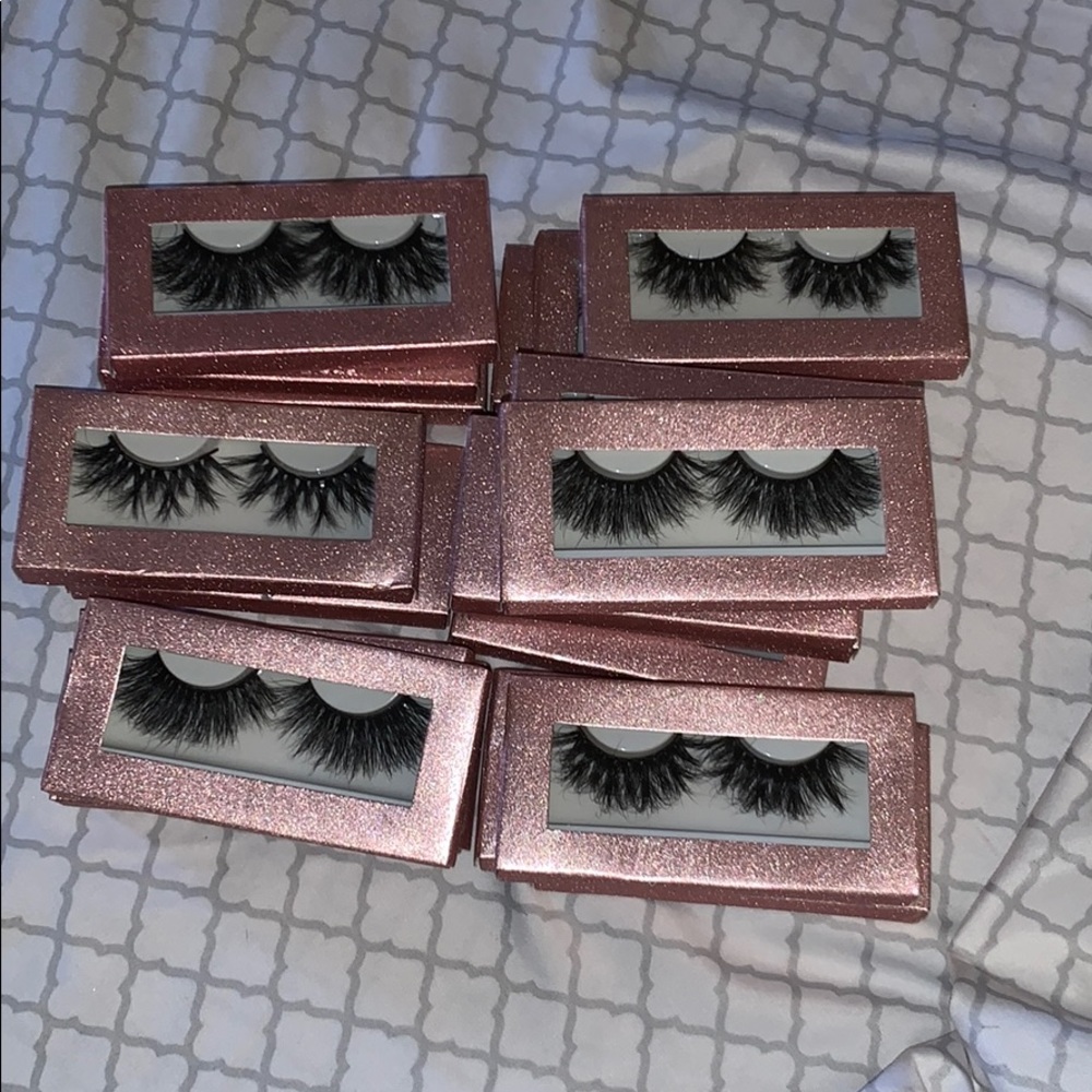 Eyelashes